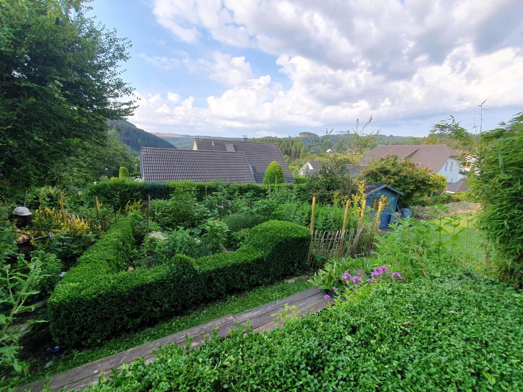 Holiday Apartment With Terrace In Winterberg Exteriör bild